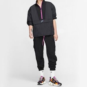 Packable Nike Black Anorak Half Zip Windbreaker